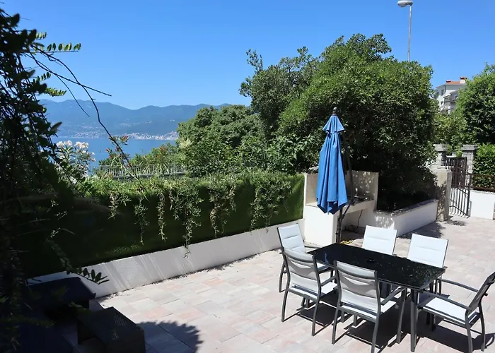 Toticevi Apartment *