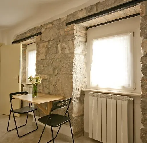 Toticevi Apartment