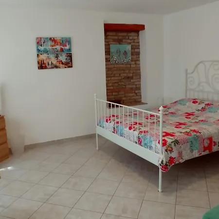 Apartment Toticevi *